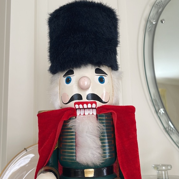 Vintage Wooden Soldier Nutcracker 20” - Picture 4 of 5
